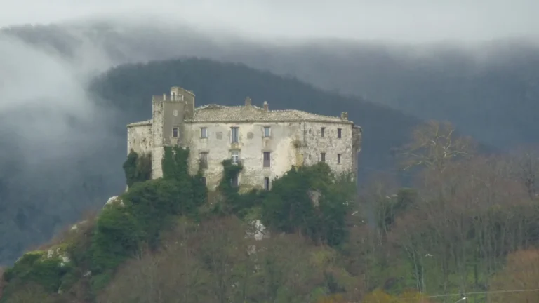Il Castello Ducale d'Alessandro di Pescolanciano
