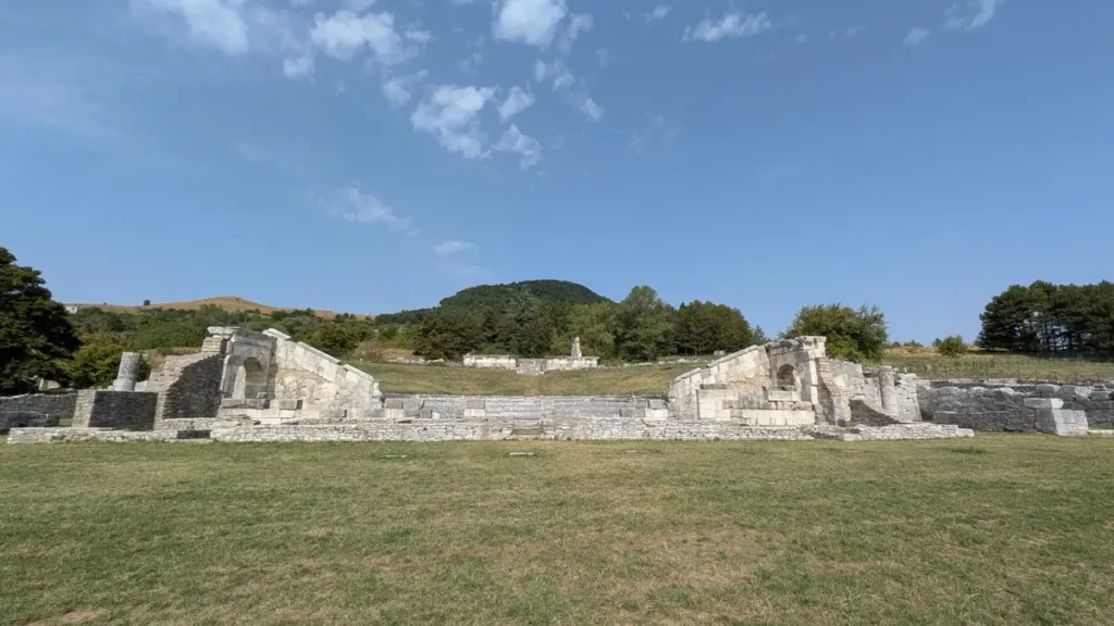 Il Teatro e Santuario Italico di Pietrabbondante